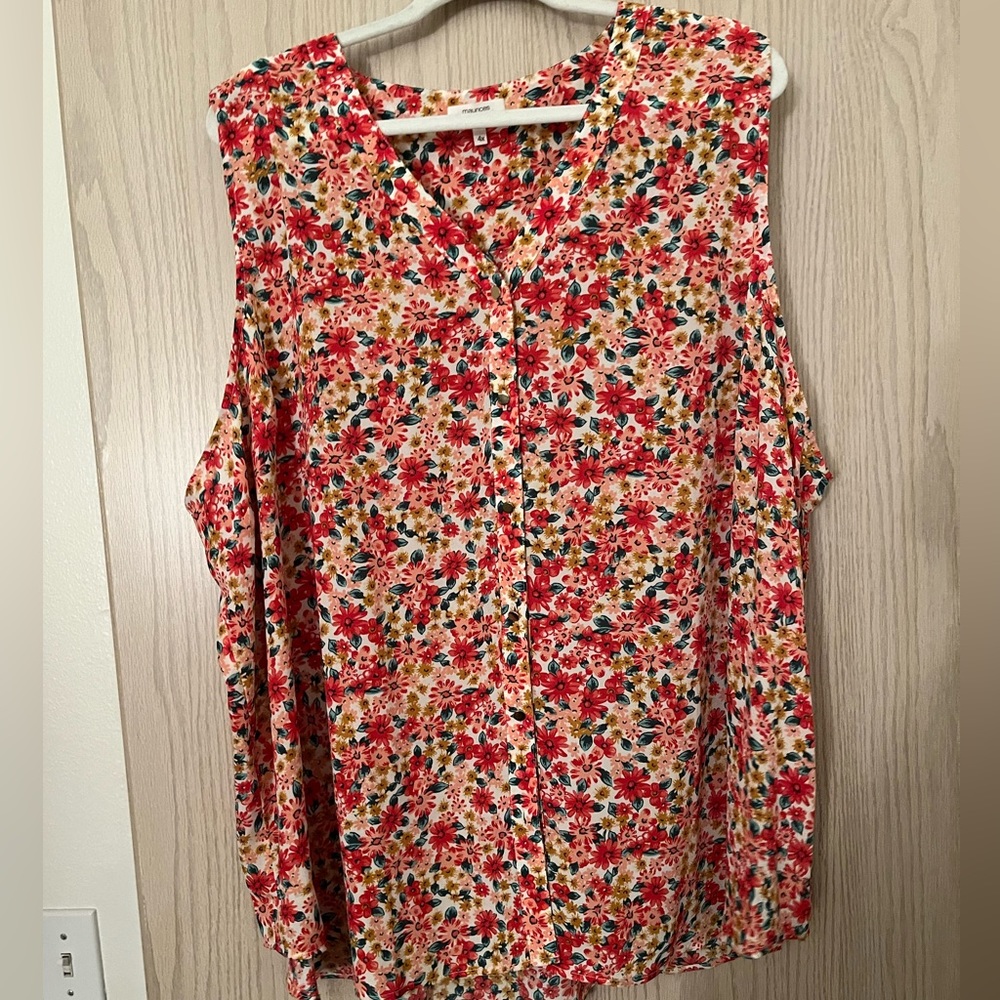 Maurices Red Floral Button-Front Sleeveless Tank
